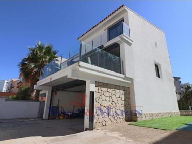 Casa en venta en Alt Empordà, Catalunya
