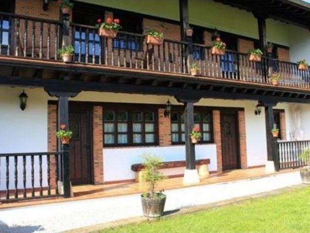 Casa en venta en Cabuérniga, Cantabria