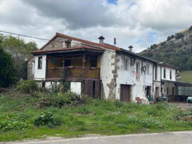 Casa en venta en Ruesga, Cantabria