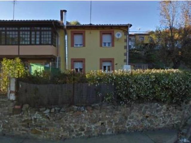 Casa en venta en Sabero, Barrio Colominas