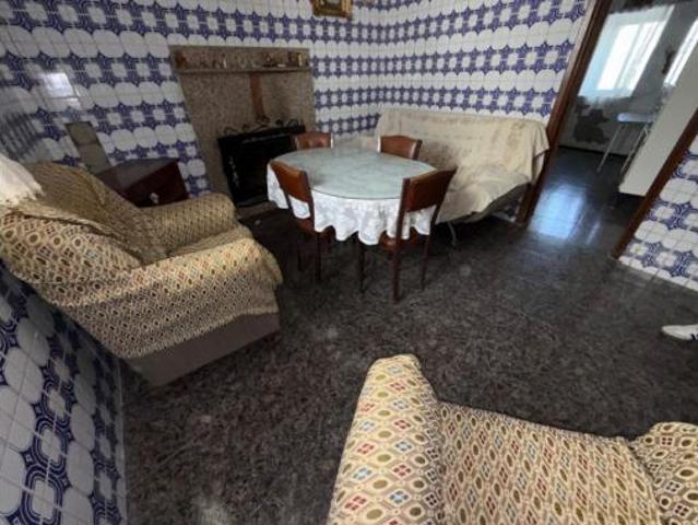 Casa en venta en Sabiote, Andalucía