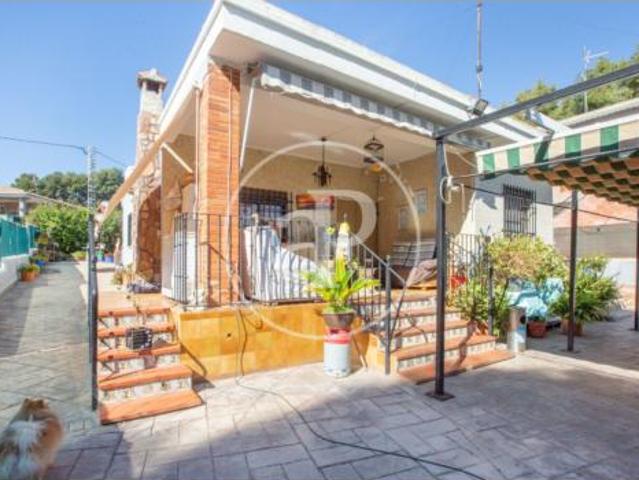 Casa en venta en Los Monasterios, el Camp de Morvedre