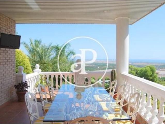 Casa en venta en el Camp de Morvedre, Valencia