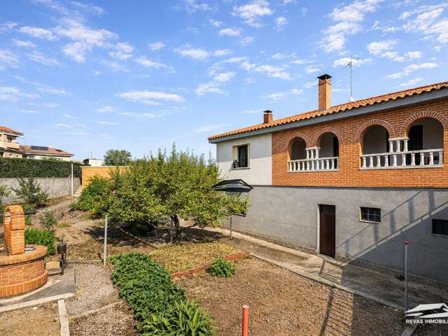 Casa en venta en Juzbado, Castilla y León