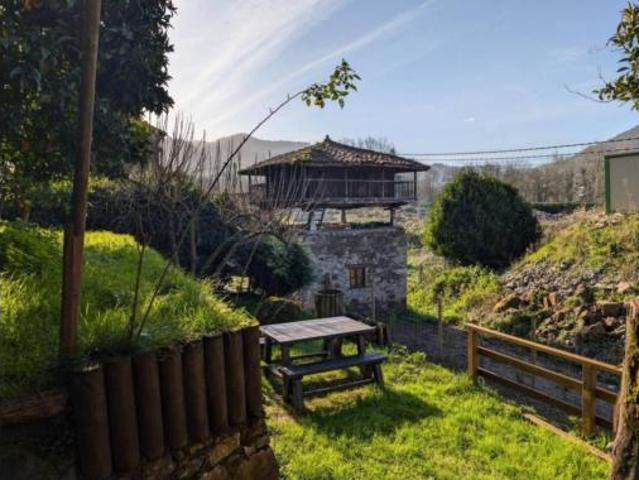 Casa en venta en Salas, Cornellana / Corniana
