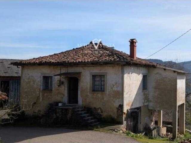 Casa en venta en Salas