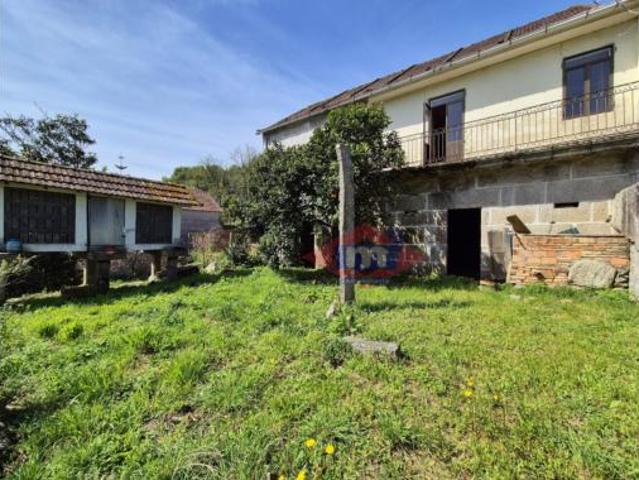 Casa en venta en Salceda de Caselas, Vigo