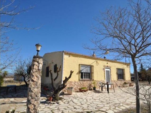 Casa en venta en Cecilia Bartolomé (Mujeres Libres), l'Alt Vinalopó / El Alto Vinalopó