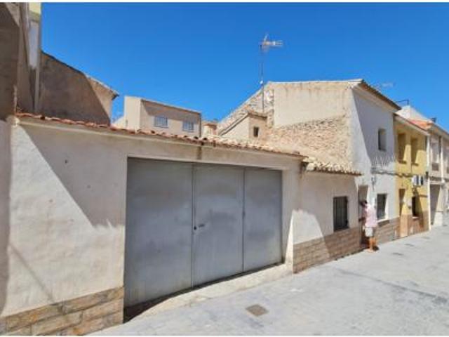 Casa en venta en Cecilia Bartolomé (Mujeres Libres), l'Alt Vinalopó / El Alto Vinalopó