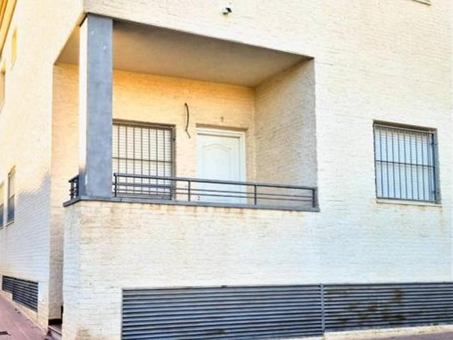 Casa en venta en Cecilia Bartolomé (Mujeres Libres), l'Alt Vinalopó / El Alto Vinalopó