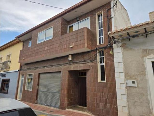 Casa en venta en Cecilia Bartolomé (Mujeres Libres), l'Alt Vinalopó / El Alto Vinalopó