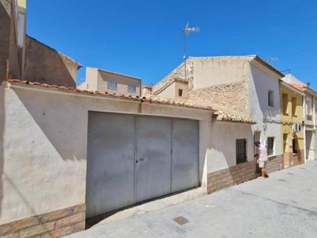 Casa en venta en Cecilia Bartolomé (Mujeres Libres), l'Alt Vinalopó / El Alto Vinalopó