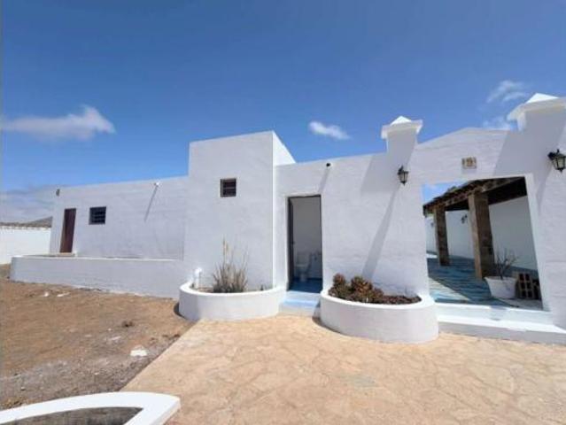 Casa en venta en San Bartolomé, Canarias