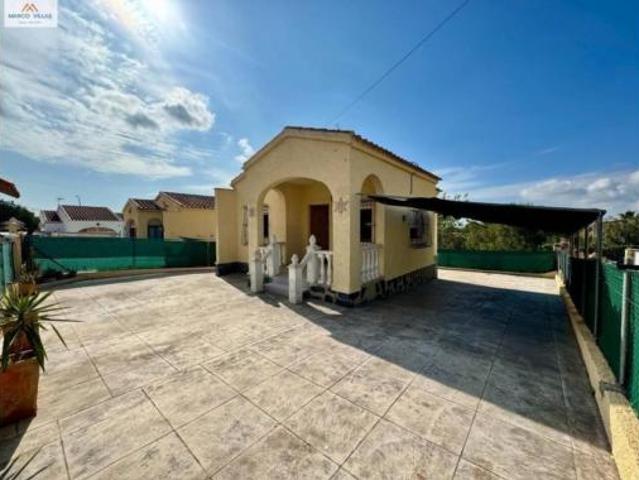 Casa en venta en San Fulgencio, Urbanización La Marina-El Oasis