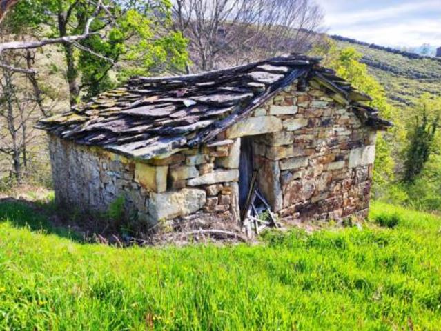 Casa en venta en San Roque De Riomiera, Cantabria