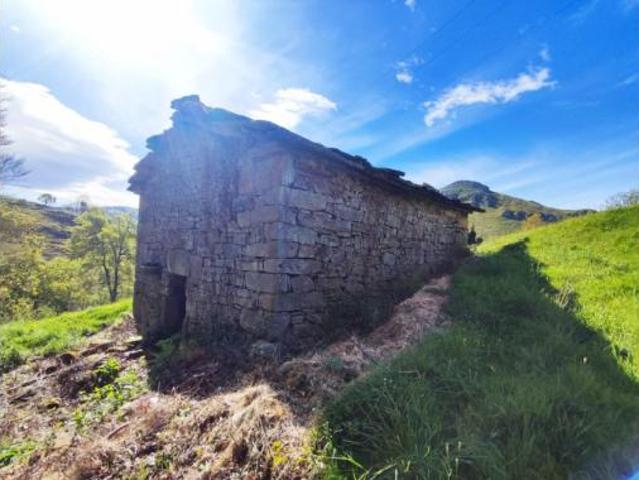 Casa en venta en San Roque De Riomiera, Cantabria