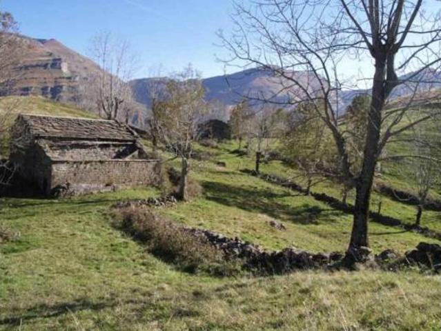 Casa en venta en San Roque De Riomiera, Cantabria