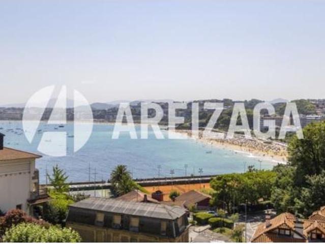 Casa en venta en Mendebaldea, Donostia-san Sebastián