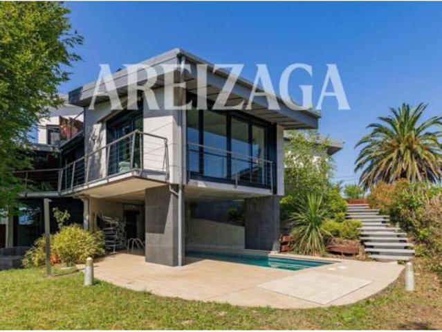 Casa en venta en Oriamendi, Donostia / San Sebastián