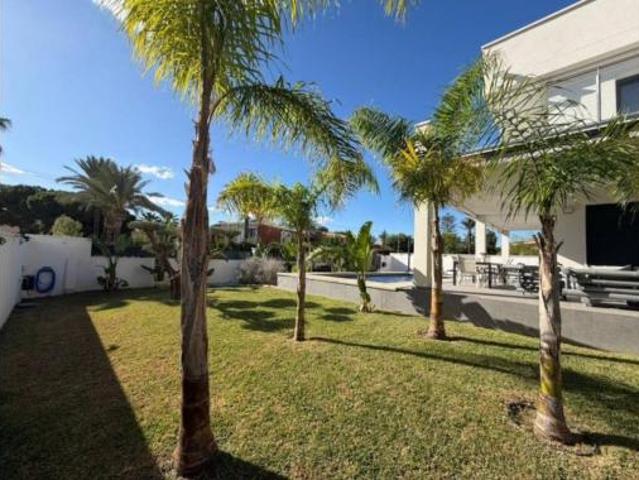 Casa en venta en La Font, l'Alacantí