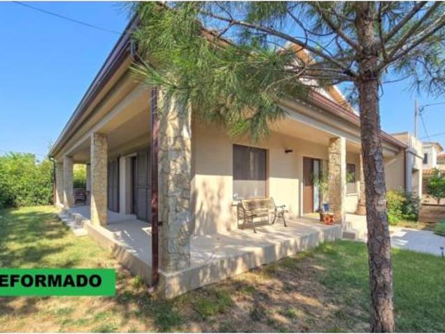 Casa en venta en Sant Pere Pescador, Girona