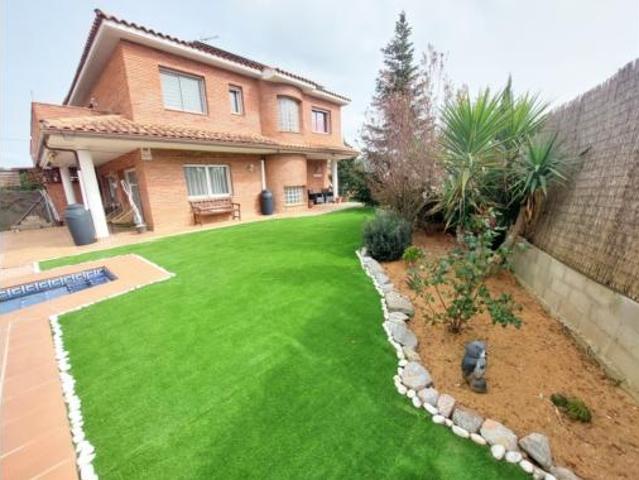 Chalet en venta en les Fonts, Vallès Occidental