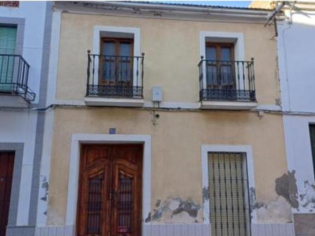 Casa en venta en Santa Amalia, Badajoz
