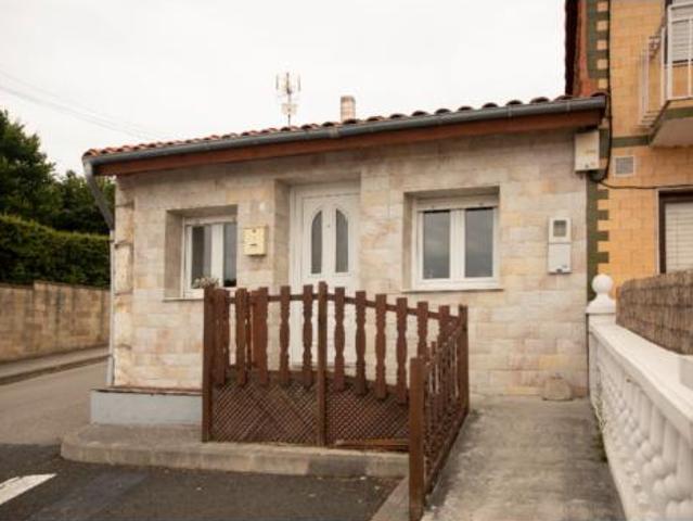 Casa en venta en Bezana, Santa Cruz De Bezana