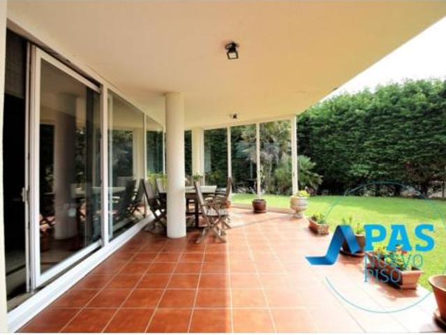 Chalet en venta en San Román, Santander