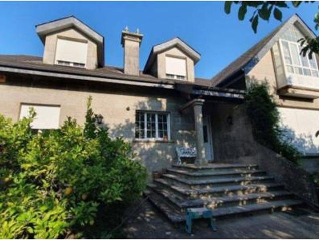 Casa en venta en Santiago De Compostela, Fraíz