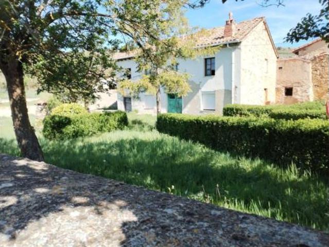 Casa en venta en Santibáñez De La Peña, Castilla y León