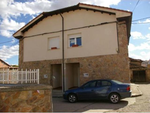Casa en venta en Santibáñez De La Peña, Castilla y León