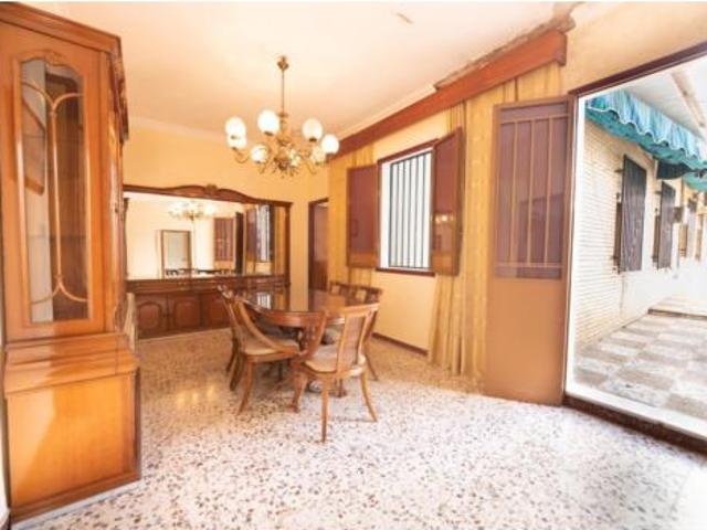 Casa en venta en Santiponce, Andalucía