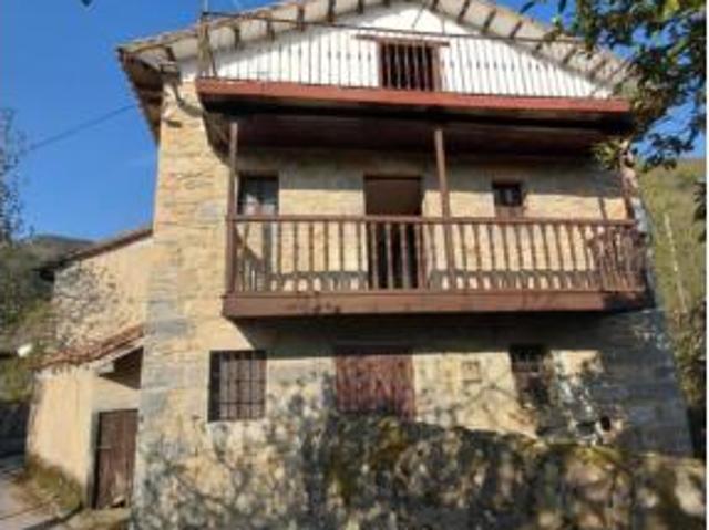 Casa en venta en Santiurde De Toranzo, Cantabria