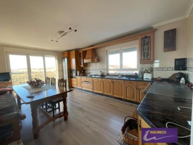 Casa en venta en Santovenia De La Valdoncina, Castilla y León