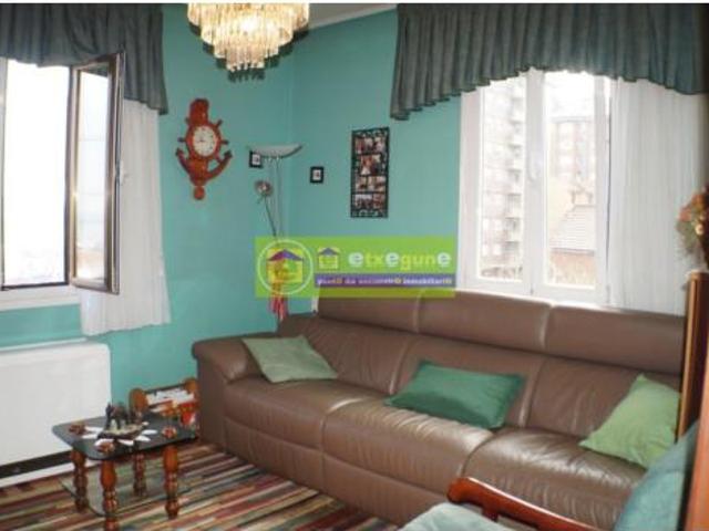 Casa en venta en Santurtzi, Oiankas
