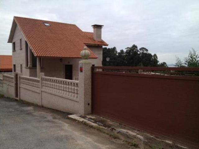 Casa en venta en Padriñán, O Salnés