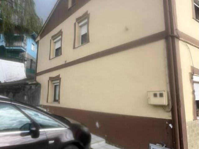 Casa en venta en Sariego, Asturias
