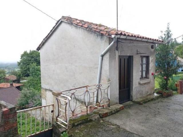 Casa en venta en Sariego, Asturias