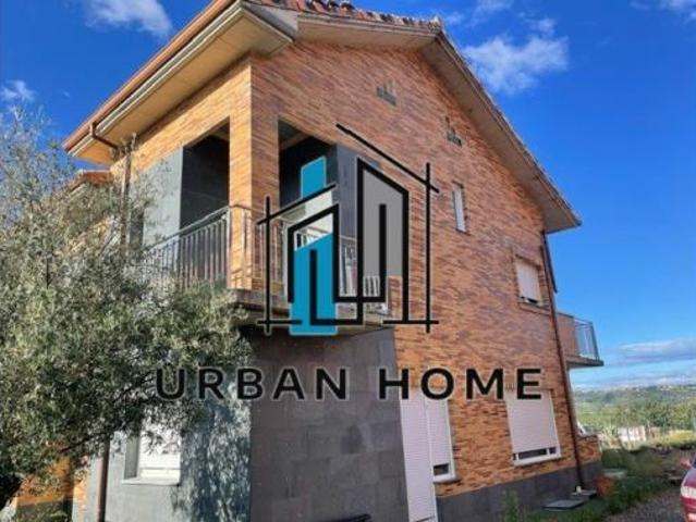 Casa en venta en Pobladura del Bernesga, Sariegos