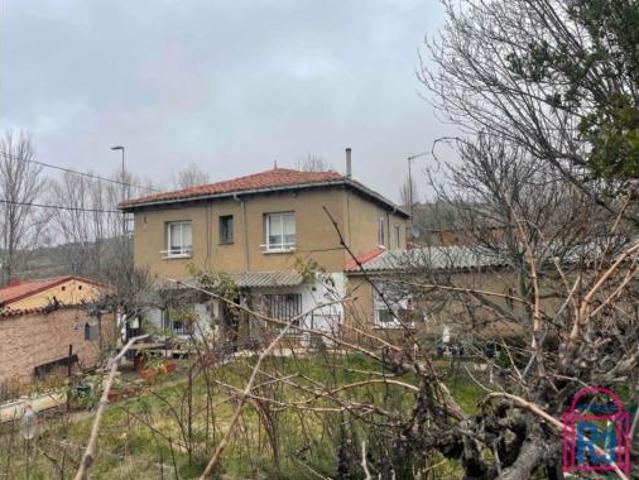Casa en venta en Carbajal de la Legua, Sariegos