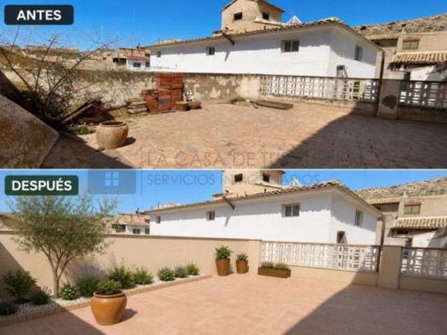 Casa en venta en María Moliner, l'Alt Vinalopó / El Alto Vinalopó