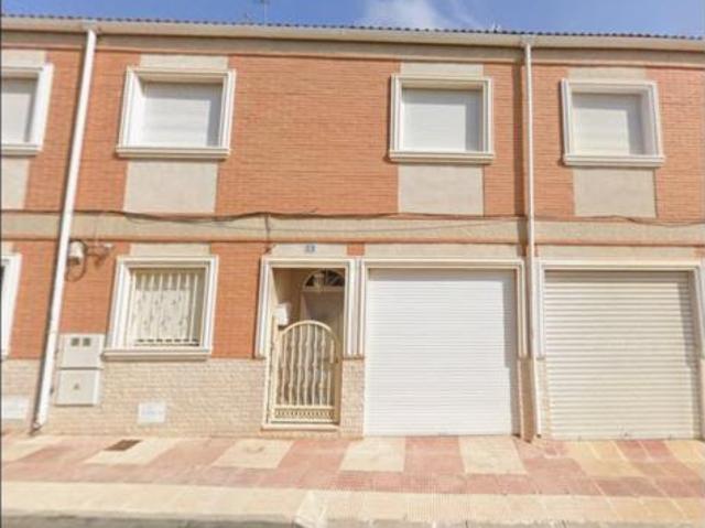 Casa en venta en María Moliner, l'Alt Vinalopó / El Alto Vinalopó