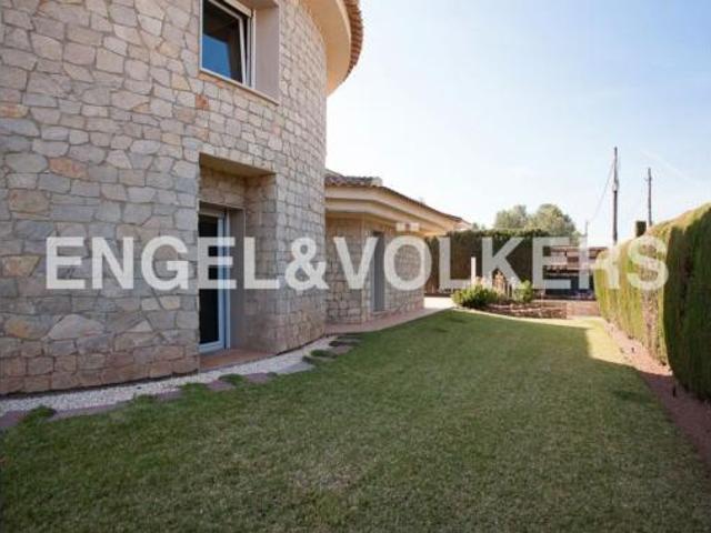 Casa en venta en el Camp de Túria, Valencia