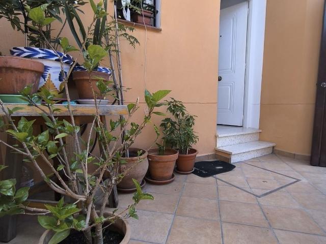 Casa en venta en Umbrete, Andalucía