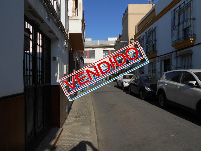 Casa en venta en Camas, Andalucía