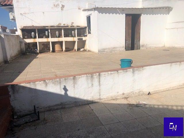 Casa en venta en Lora Del Río, Andalucía