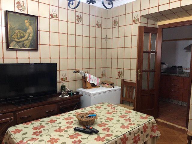 Casa en venta en Lora Del Río, Andalucía