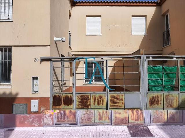 Casa en venta en Cantillana, Andalucía