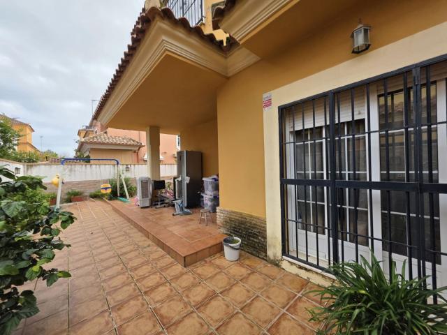 Casa en venta en La Rinconada, Andalucía